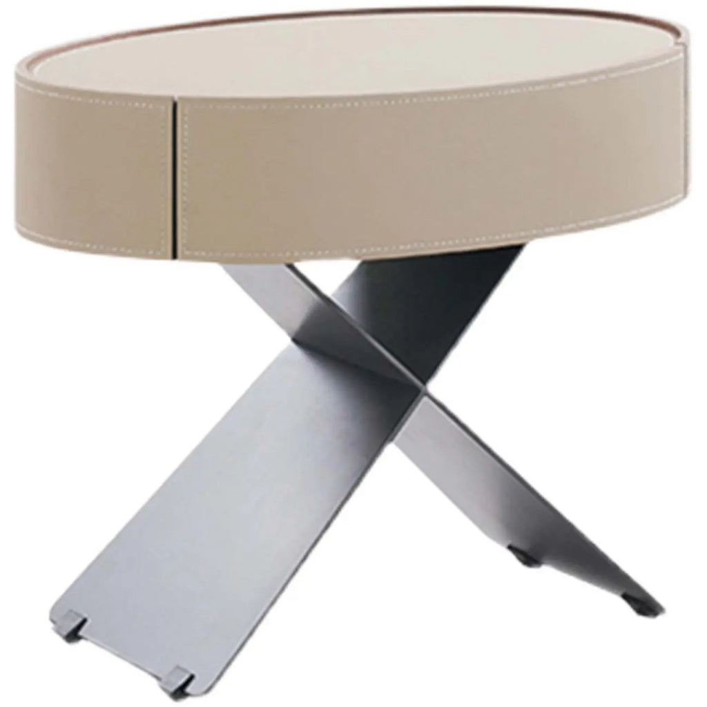 Table de chevet ovale contemporaine en cuir beige avec piètement en X et tiroir