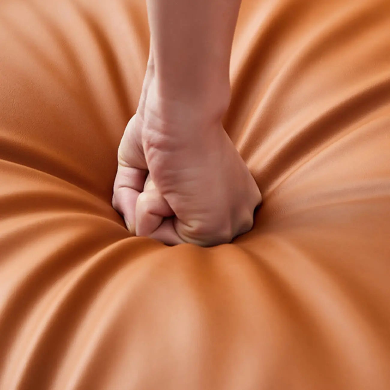 Fauteuil pivotant moderne en similicuir orange