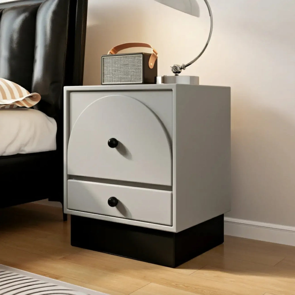 Comodino moderno in legno bianco sporco a 2 cassetti