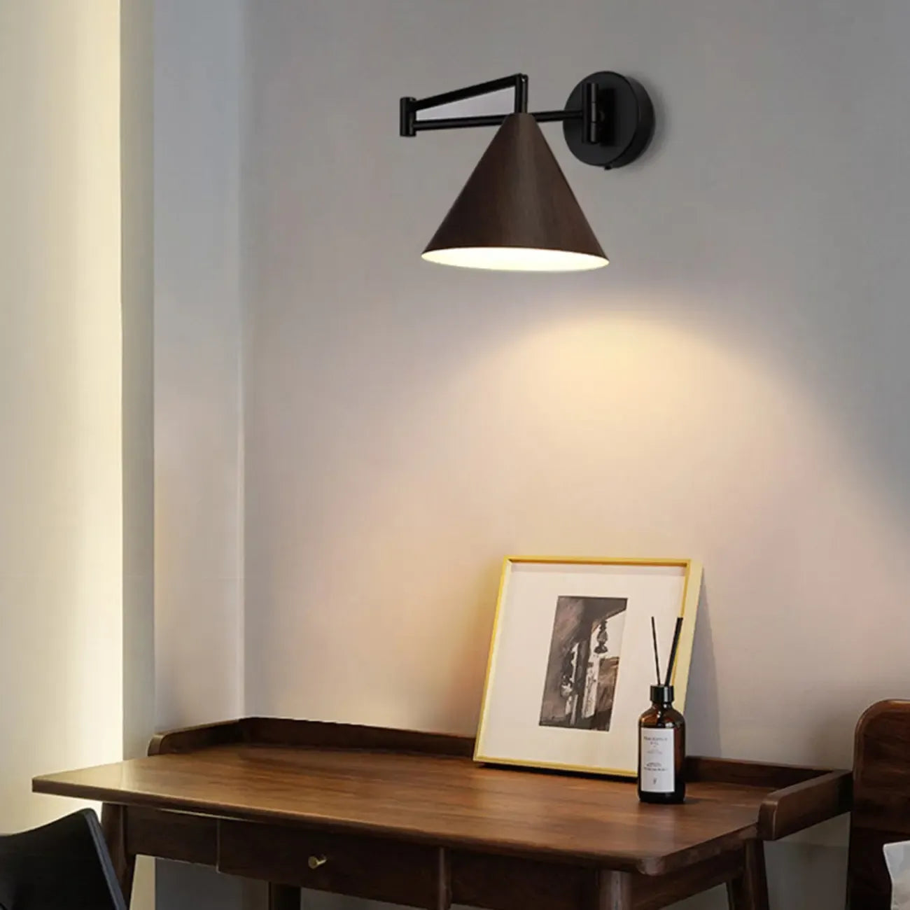 18 Lampade da parete a braccio orientabile piccole da comodino con paralume in legno