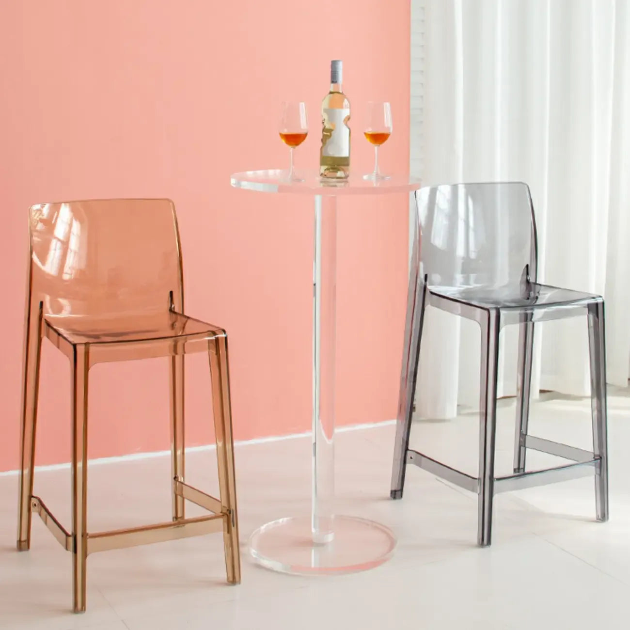 Tables de bar rondes modernes en acrylique transparent sur pied