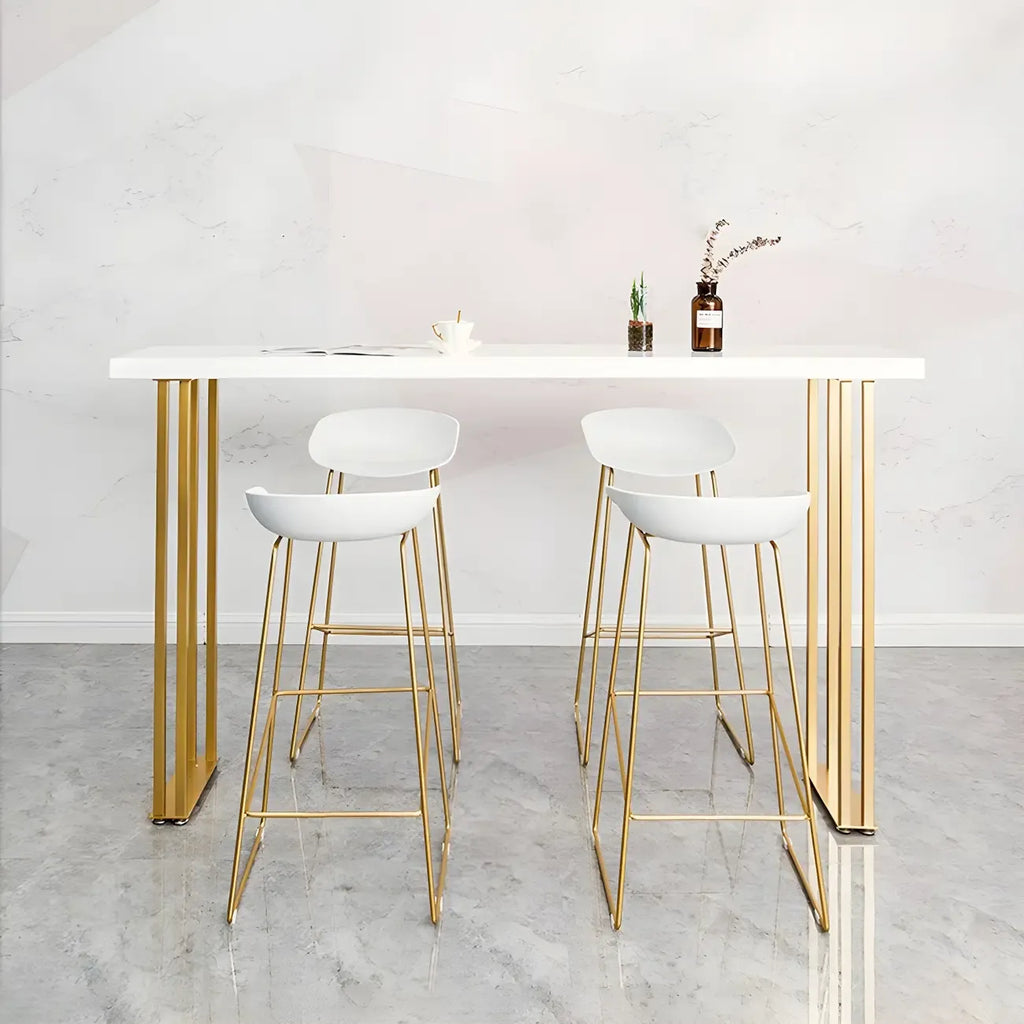 Tables de bar en bois blanc glamour et fer doré