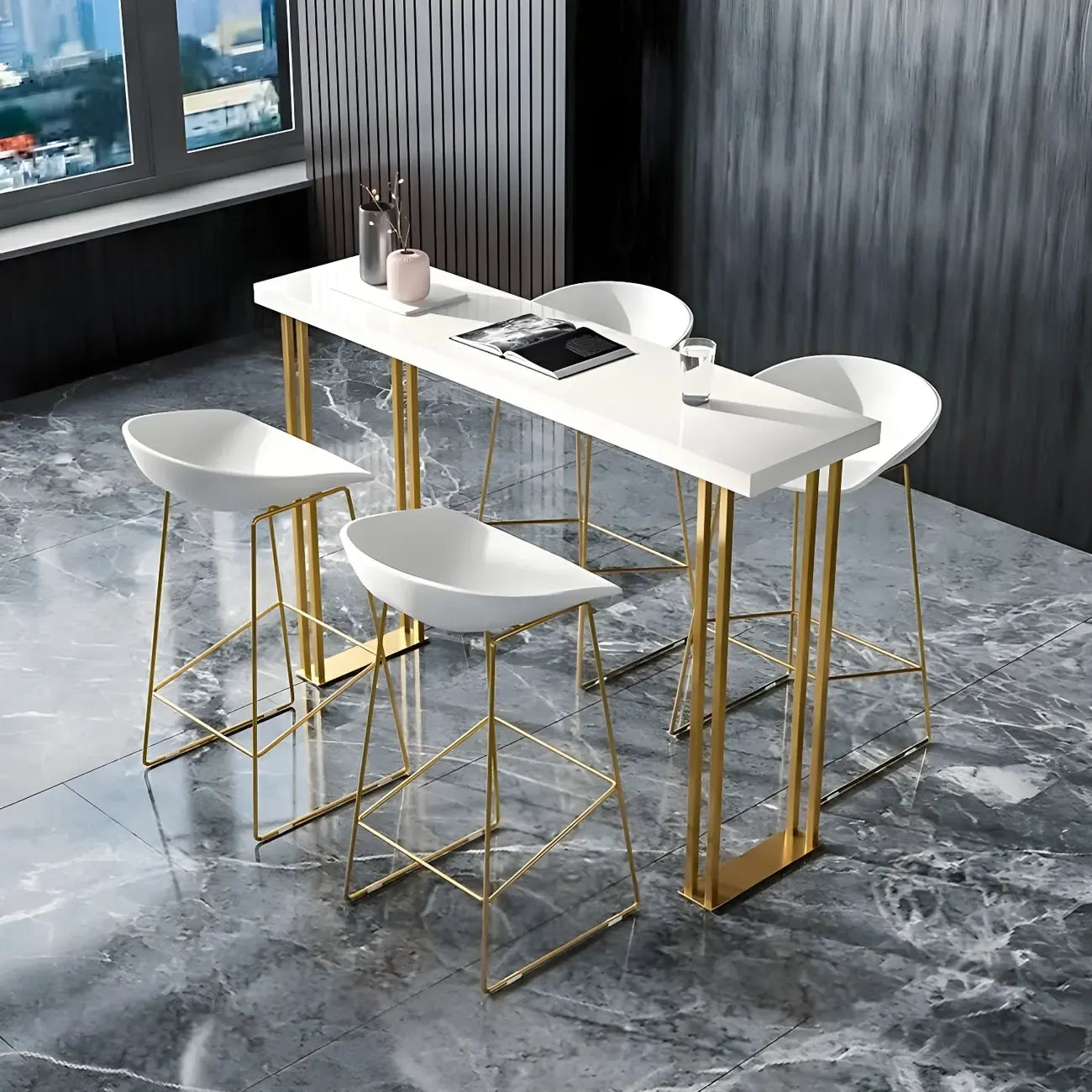 Tables de bar en bois blanc glamour et fer doré