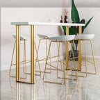 Tables de bar en bois blanc glamour et fer doré