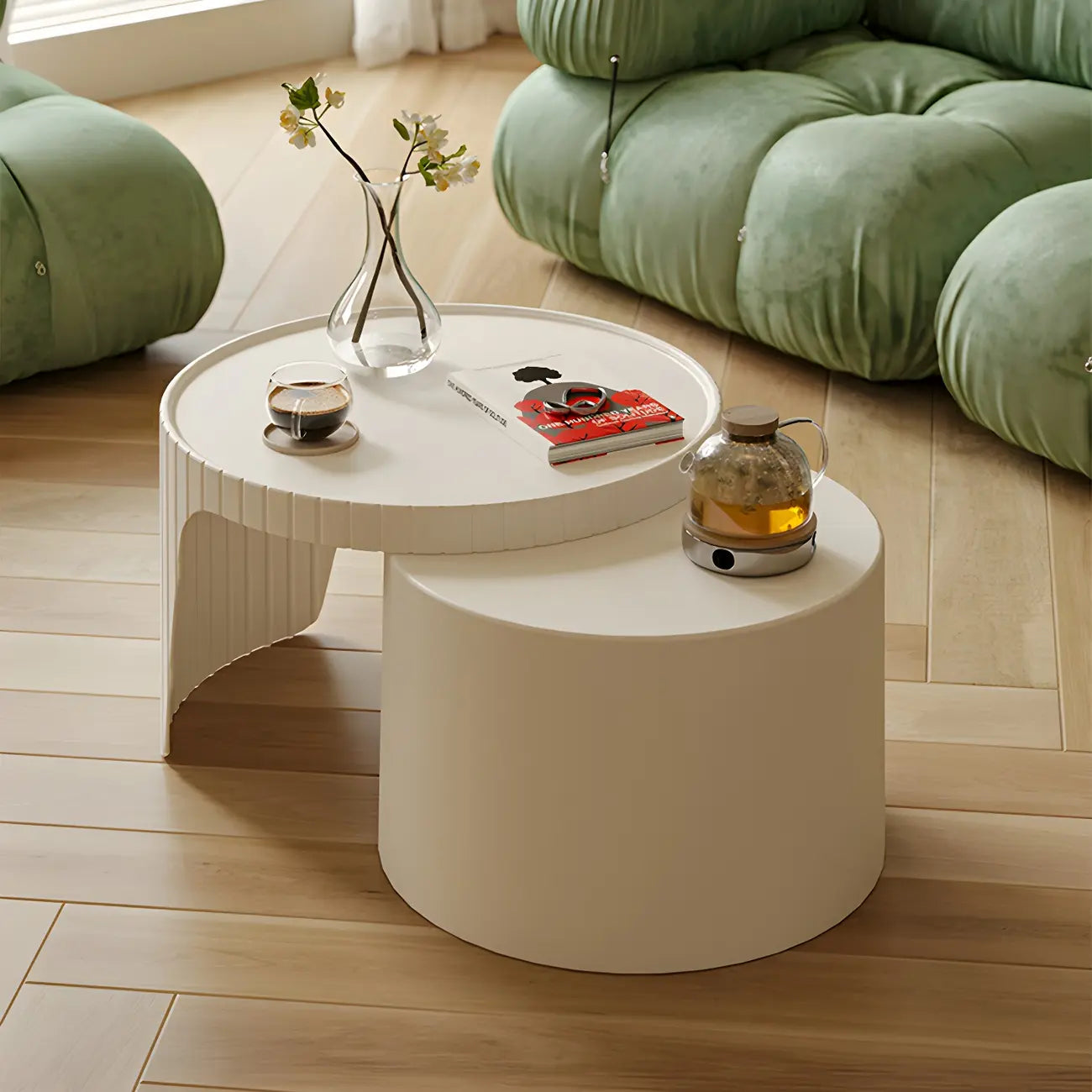 Table basse gigogne ronde extensible en acrylique avec plateau