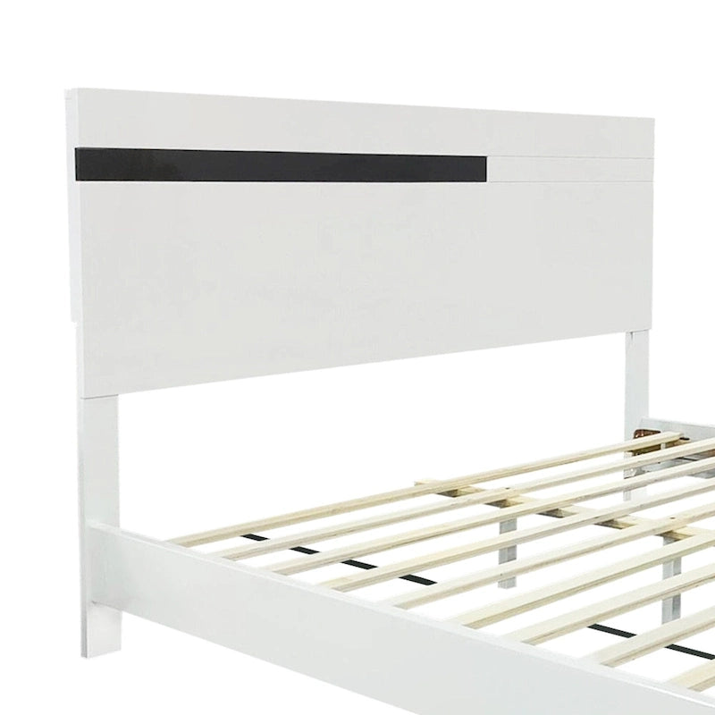 Ensemble de lit plateforme queen moderne Roomfitters 3 pièces, finition brillante, cadre lumineux, 2 tables de chevet, blanc