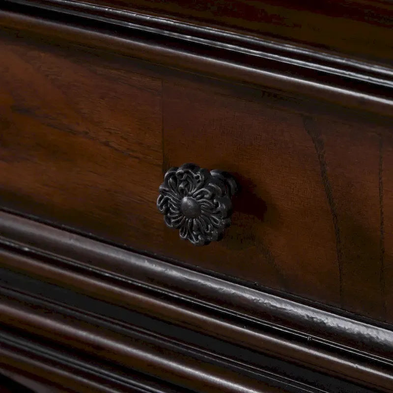 Ensemble de chambre à coucher traditionnel Eugene 6 pièces en bois massif de Furniture of America
