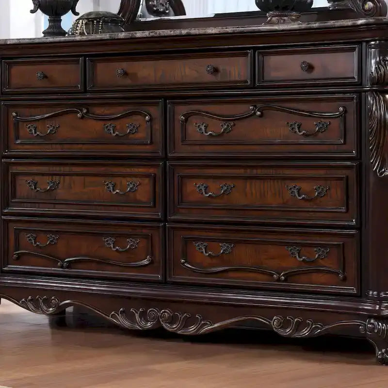 Ensemble de chambre à coucher traditionnel Eugene 6 pièces en bois massif de Furniture of America