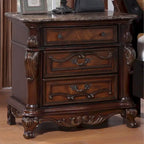 Ensemble de chambre à coucher traditionnel Eugene 6 pièces en bois massif de Furniture of America