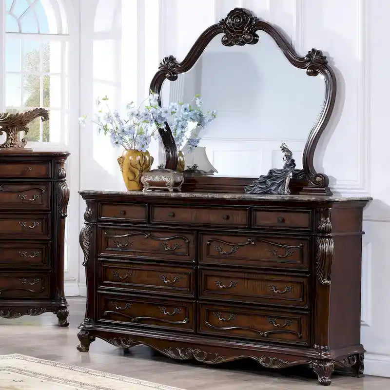 Ensemble de chambre à coucher traditionnel Eugene en bois massif, 6 panneaux, de Furniture of America