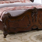 Ensemble de chambre à coucher traditionnel Eugene en bois massif, 6 panneaux, de Furniture of America