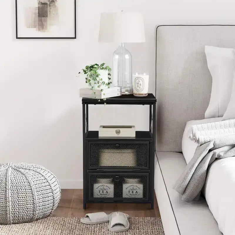 Ensemble de chambre à coucher 4 pièces comprenant une commode et 2 tables de chevet, une commode à 5 tiroirs, coloris marron/gris