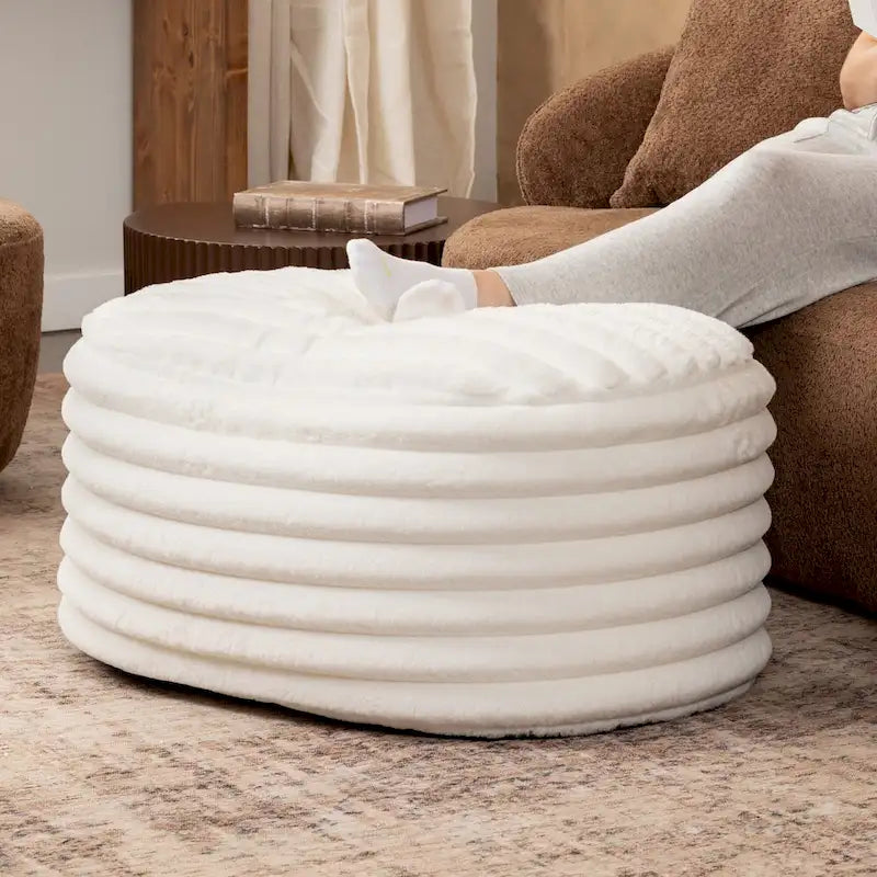 Grand pouf ottoman côtelé en fausse fourrure peluche – Crème