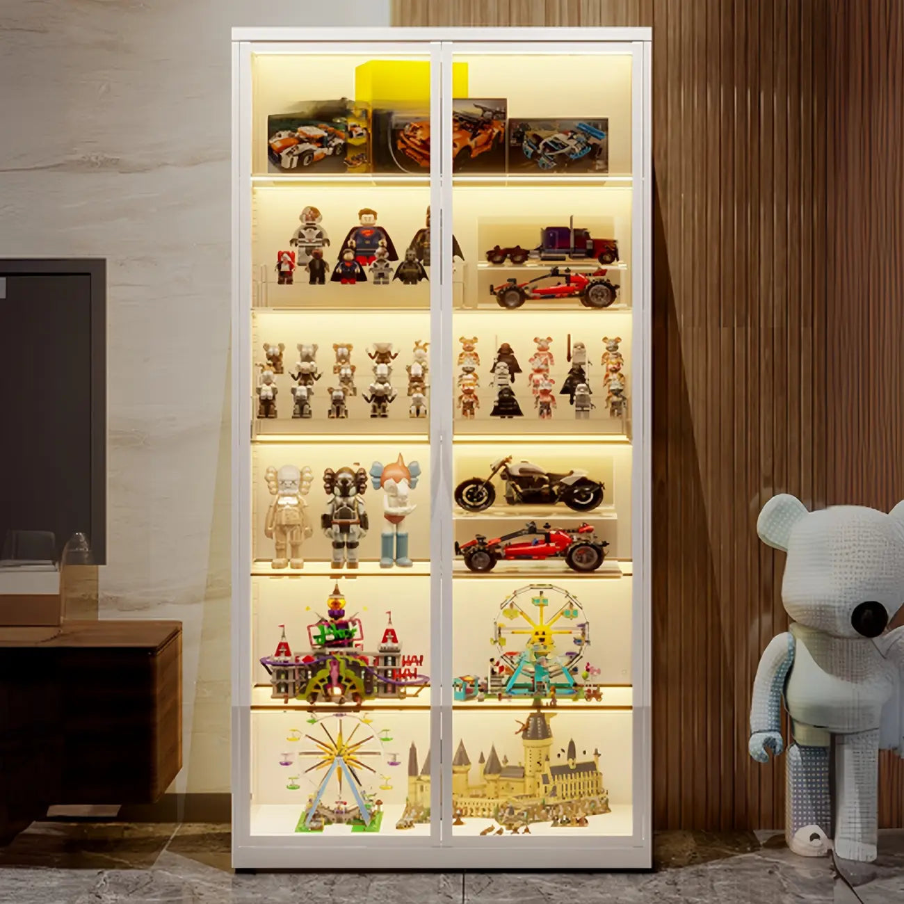 Vitrine moderne autoportante en métal et verre avec éclairage LED