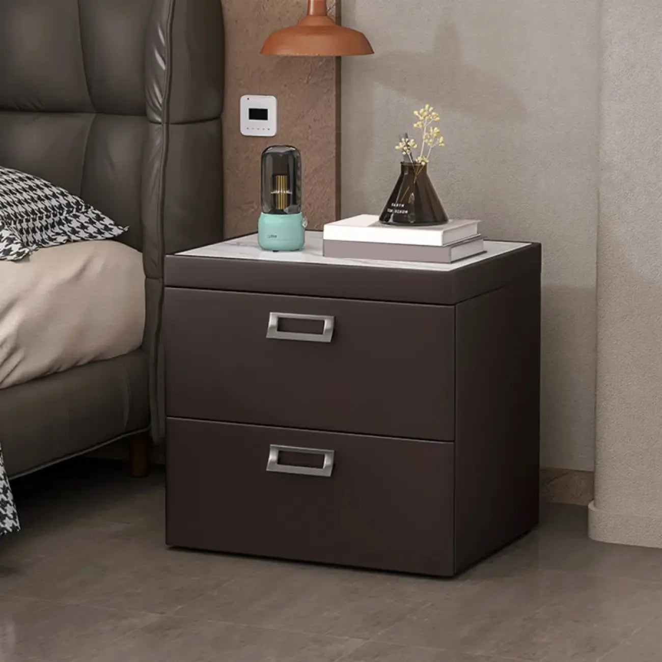 Table de chevet moderne à deux tiroirs en similicuir avec plateau en pierre
