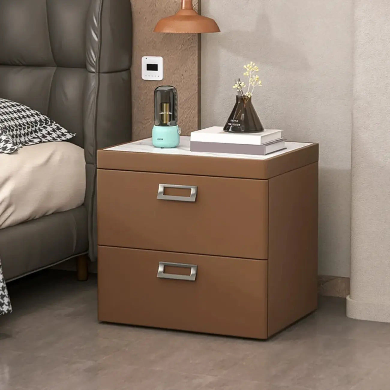 Table de chevet moderne à deux tiroirs en similicuir avec plateau en pierre