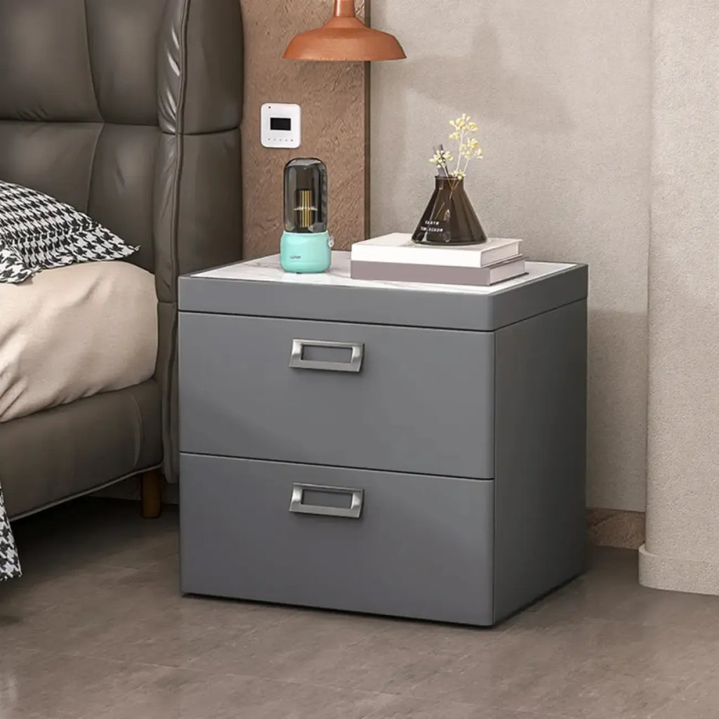 Table de chevet moderne à deux tiroirs en similicuir avec plateau en pierre