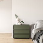 Table de chevet contemporaine en bois vert olive à 2 tiroirs