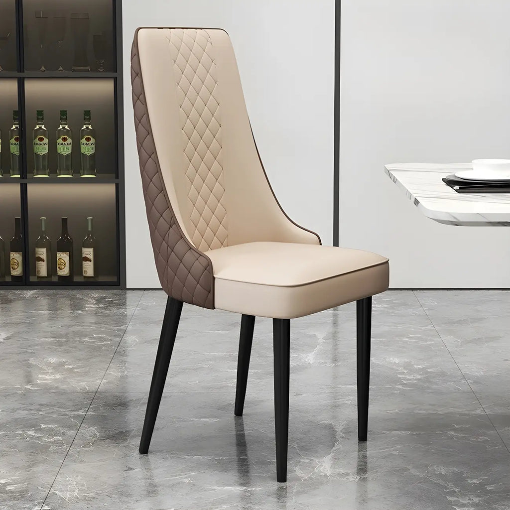 Chaise de salle à manger moderne en cuir avec dossier entièrement rembourré