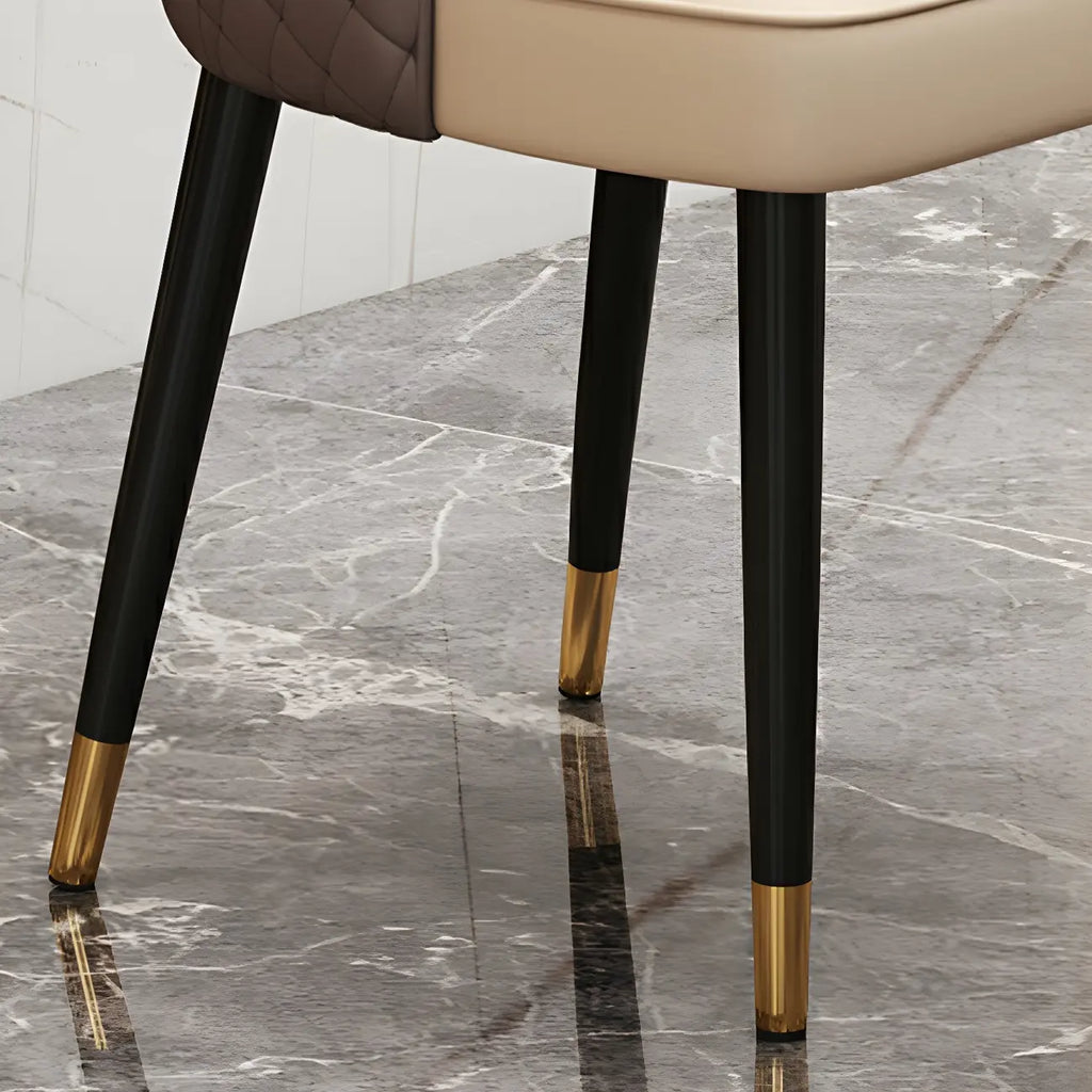 Chaise de salle à manger moderne en cuir avec dossier entièrement rembourré