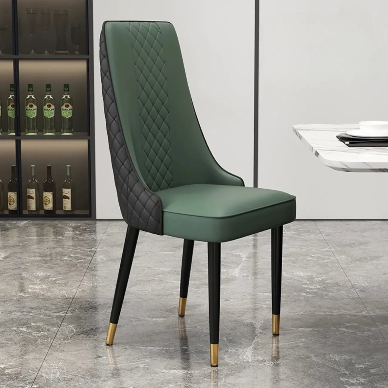 Chaise de salle à manger moderne en cuir avec dossier entièrement rembourré