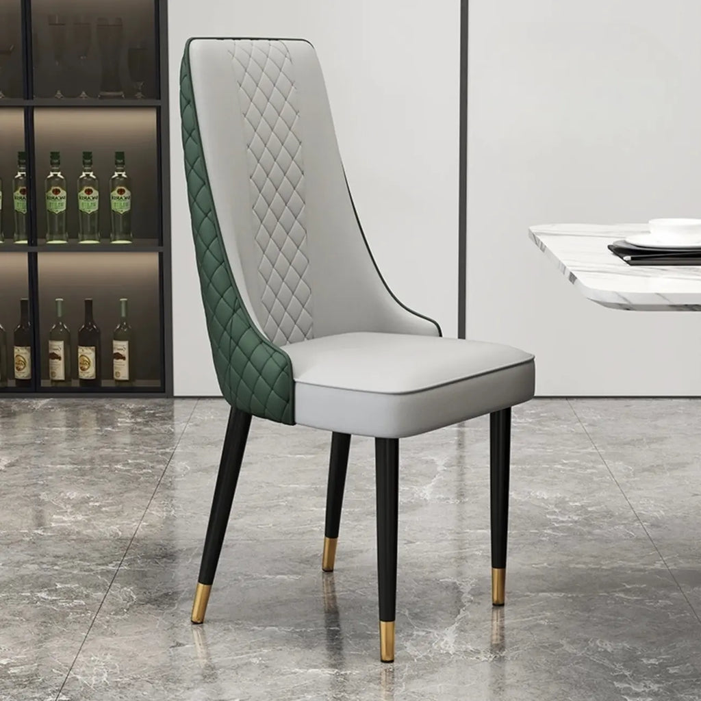 Chaise de salle à manger moderne en cuir avec dossier entièrement rembourré
