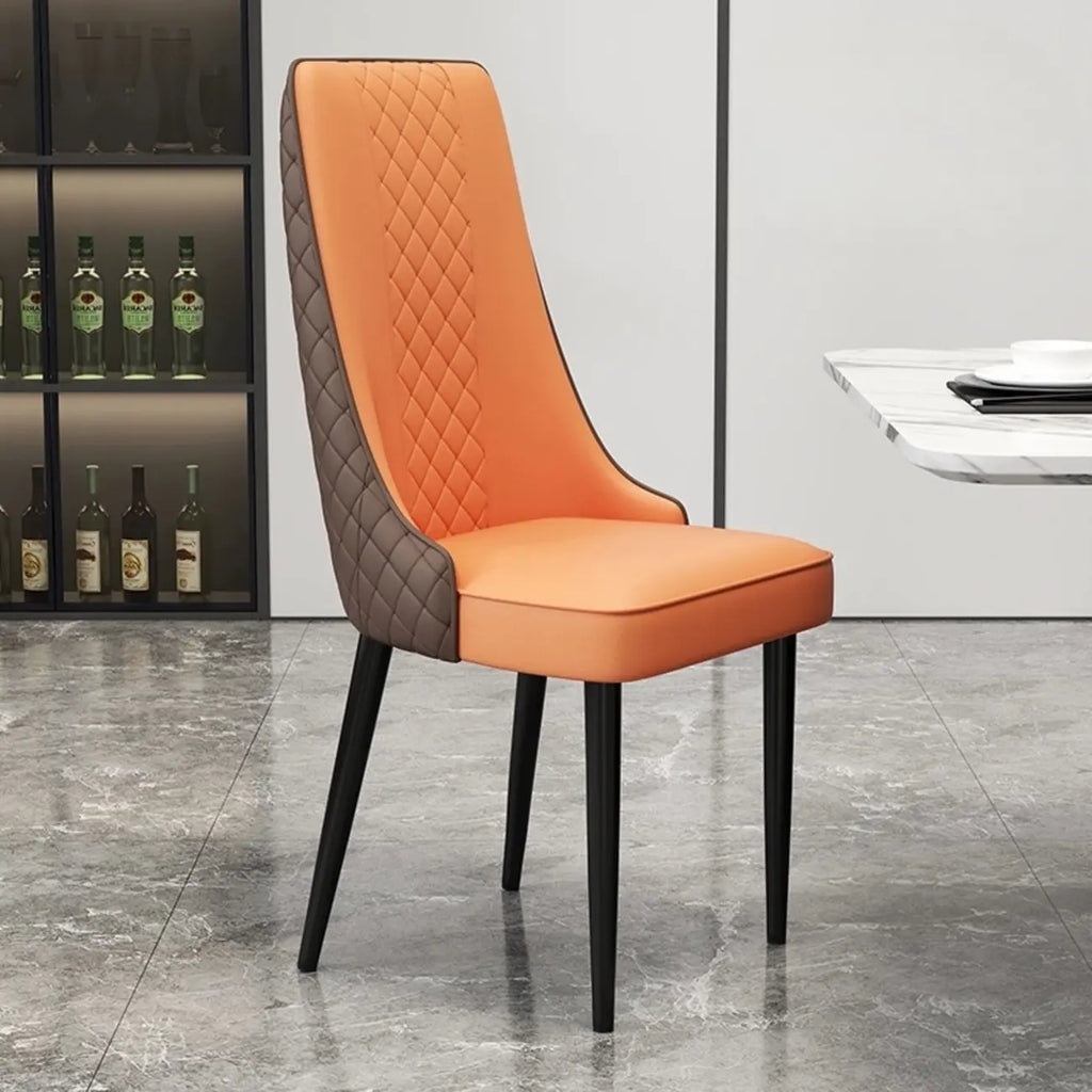 Chaise de salle à manger moderne en cuir avec dossier entièrement rembourré