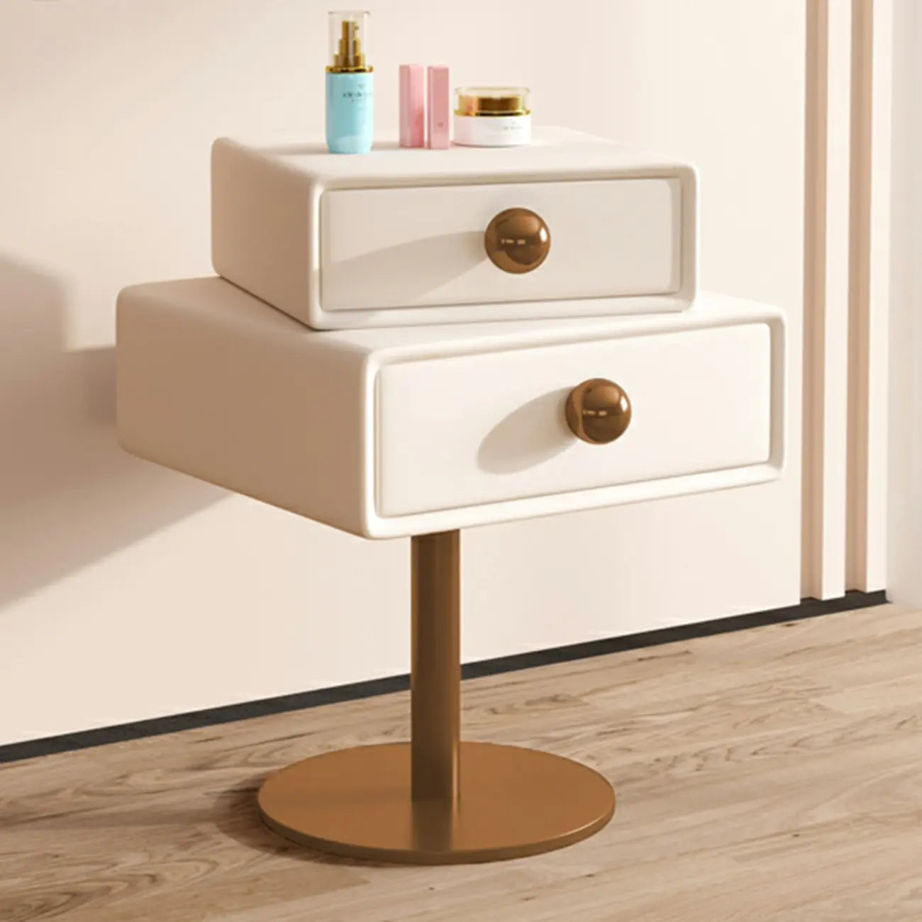 Table de chevet étroite en similicuir avec tiroir pivotant pour chambre à coucher