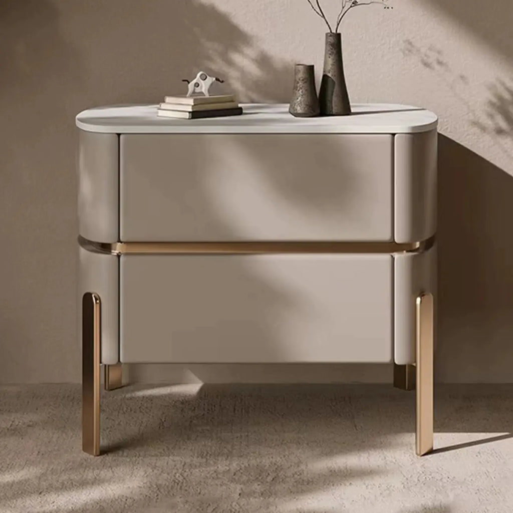 Table de chevet à 2 tiroirs en cuir beige glamour et plateau en pierre