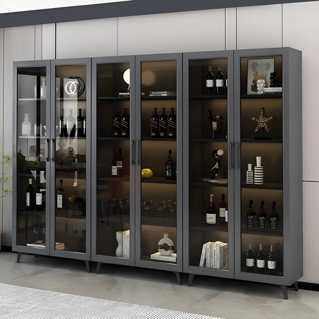 Vitrine moderne grise avec base en métal et porte en verre