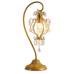 Lampe de table géométrique dorée à LED et cristal pour la décoration de chambre