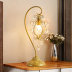 Lampe de table géométrique dorée à LED et cristal pour la décoration de chambre