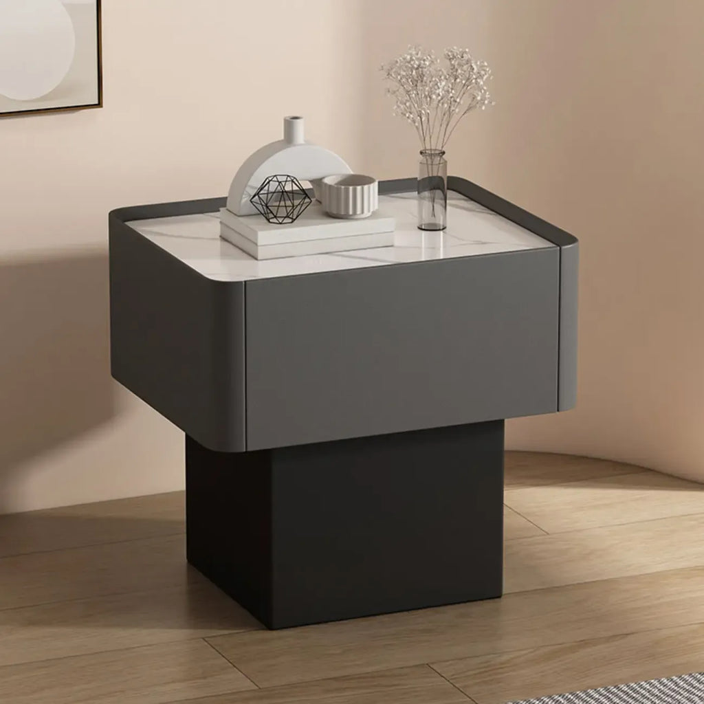 Table de chevet moderne à tiroirs en similicuir avec plateau en pierre