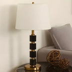 Lampe de bureau élégante en tissu blanc noble et pierre.