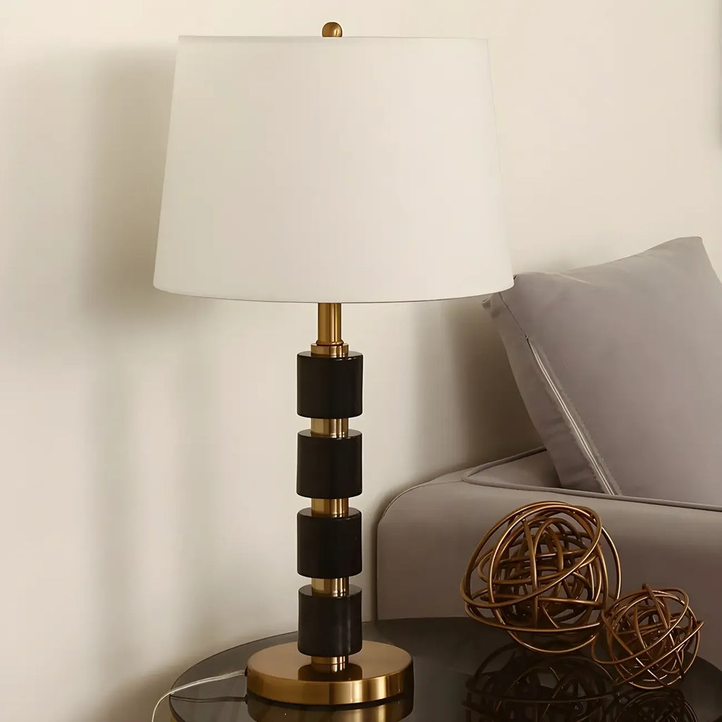 Lampe de bureau élégante en tissu blanc noble et pierre.