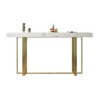 Table de bar glamour avec plateau en pierre blanche et structure en métal doré