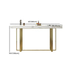Table de bar glamour avec plateau en pierre blanche et structure en métal doré