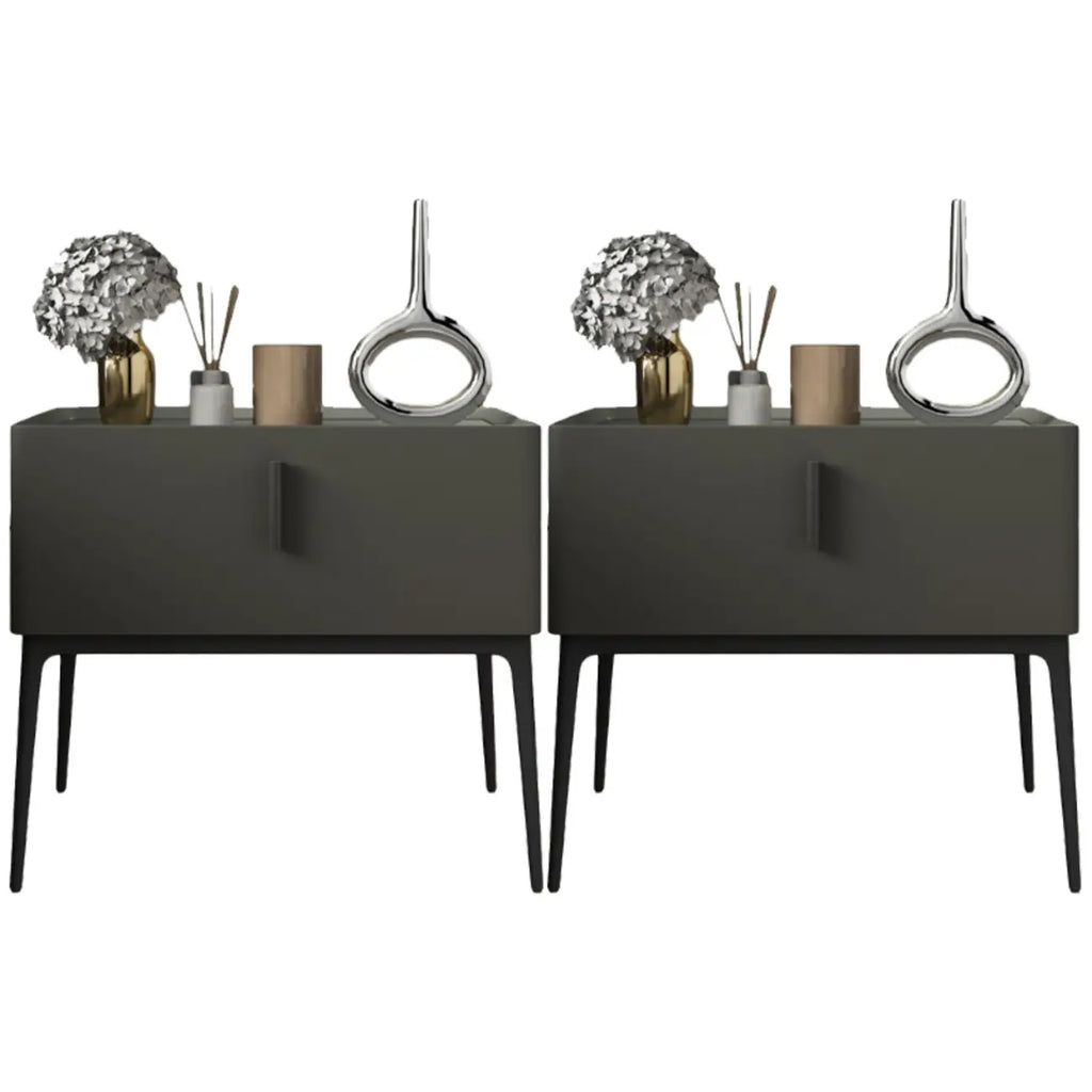 Table de chevet contemporaine à 4 pieds en similicuir beige avec tiroir