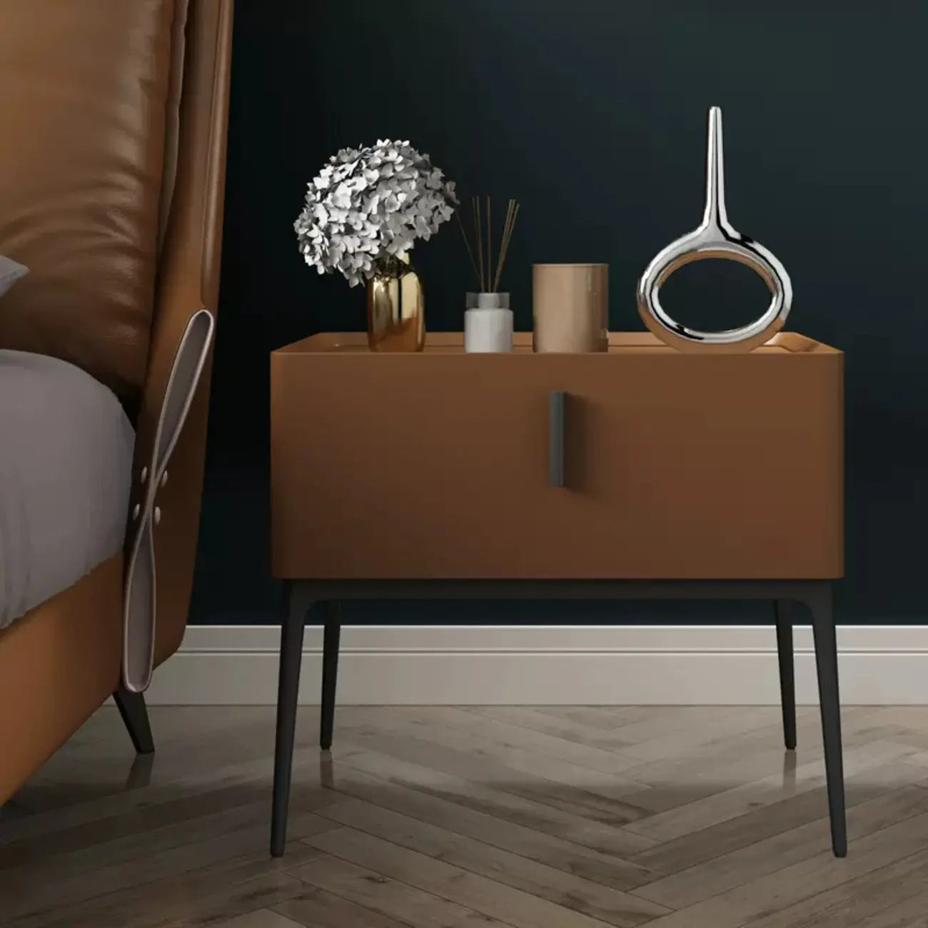 Table de chevet contemporaine à 4 pieds en similicuir beige avec tiroir