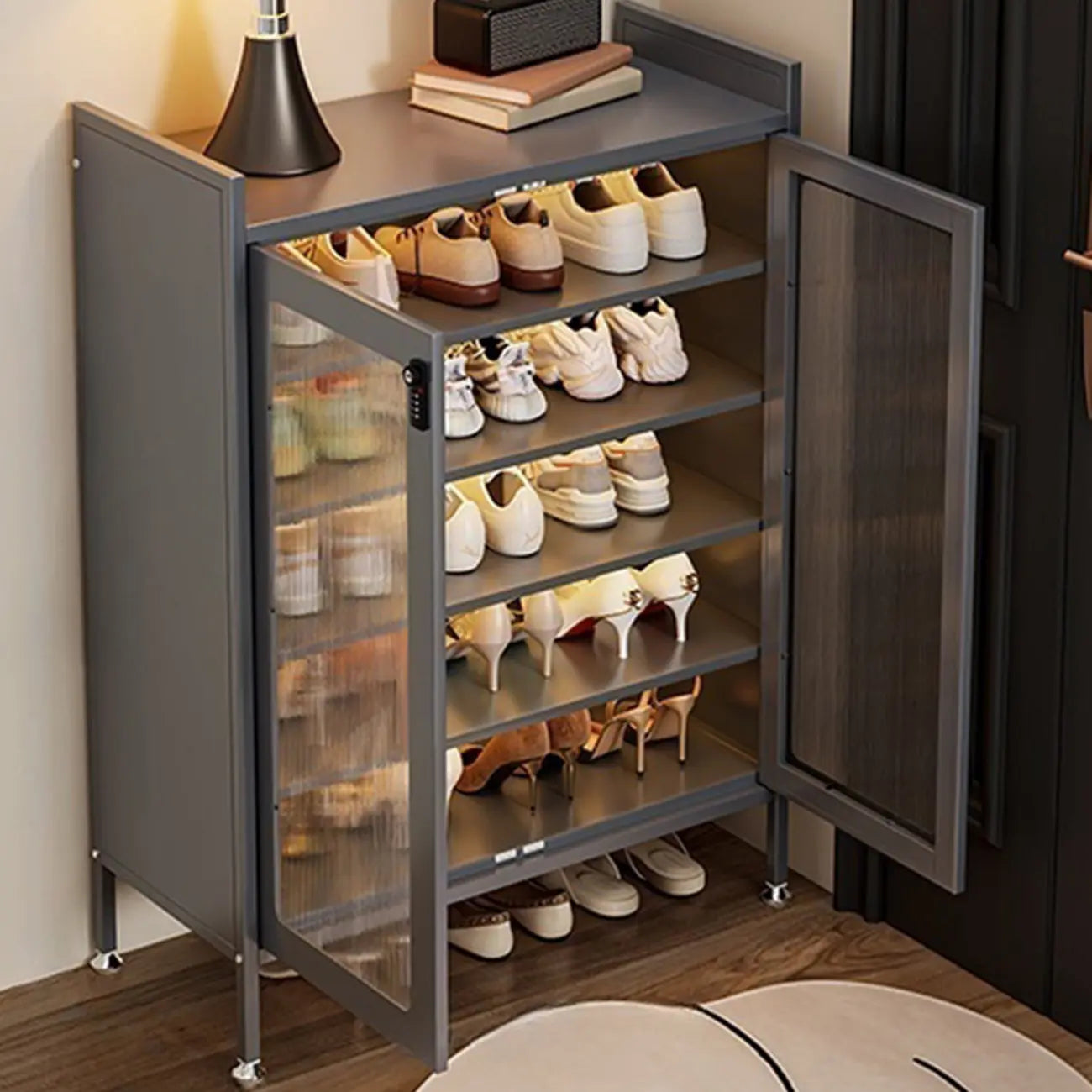 Armoire à chaussures élégante en métal gris avec serrure à code pour entrée