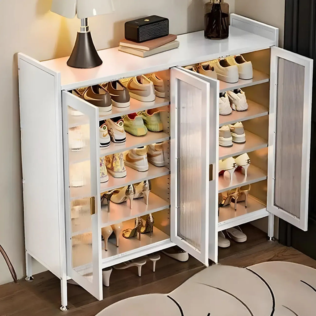 Armoire à chaussures élégante en métal gris avec serrure à code pour entrée