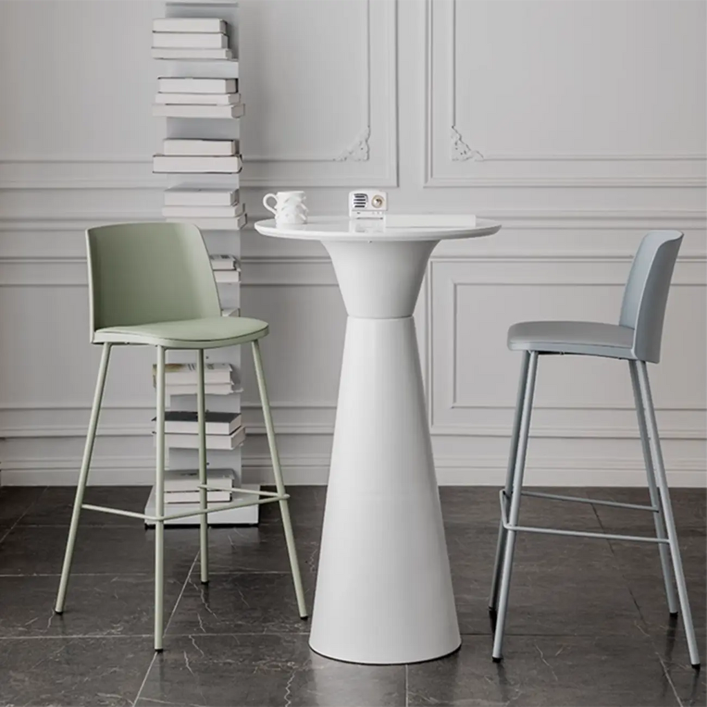 Élégante table de bar ronde sur piédestal en marbre blanc
