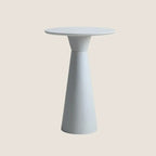 Élégante table de bar ronde sur piédestal en marbre blanc