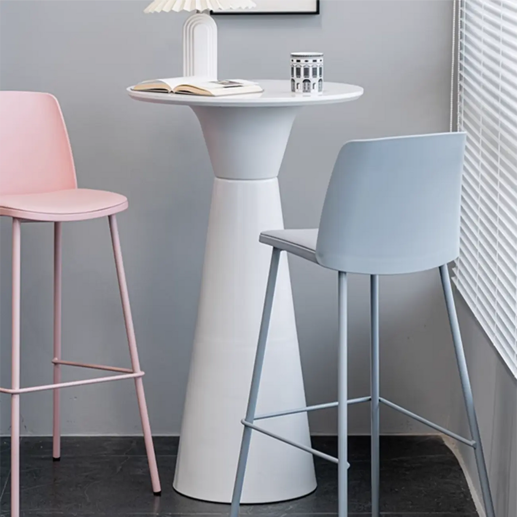 Élégante table de bar ronde sur piédestal en marbre blanc