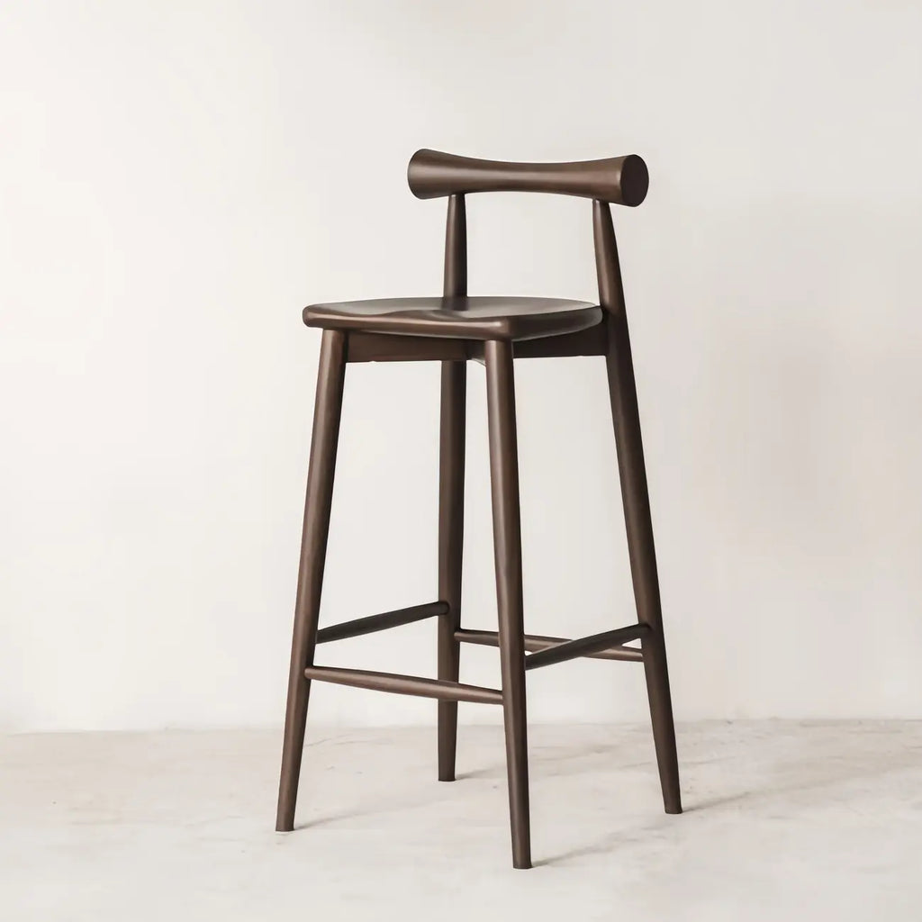 Tabourets de bar minimalistes en bois noir avec dossier
