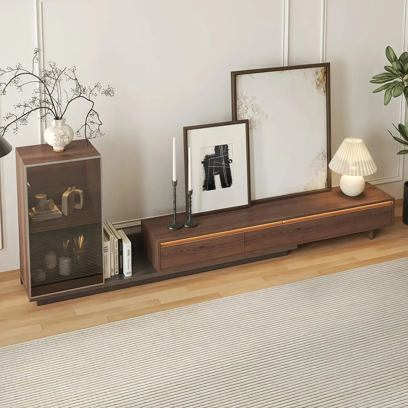 Meuble TV extensible en noyer style milieu du siècle avec tiroirs