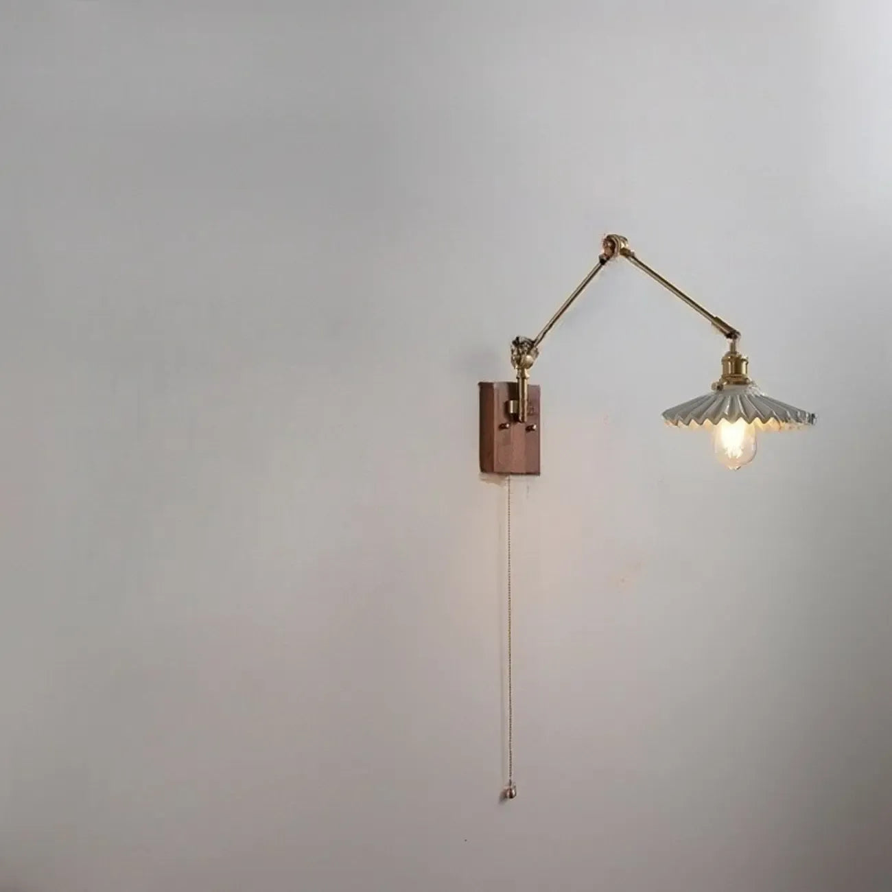 Lampada da parete vintage a braccio oscillante a soffietto per camera da letto moderna