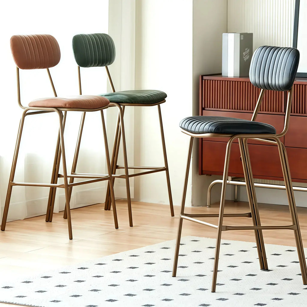 Tabourets de bar avec dossier, structure en cuir doré, style moderne du milieu du siècle
