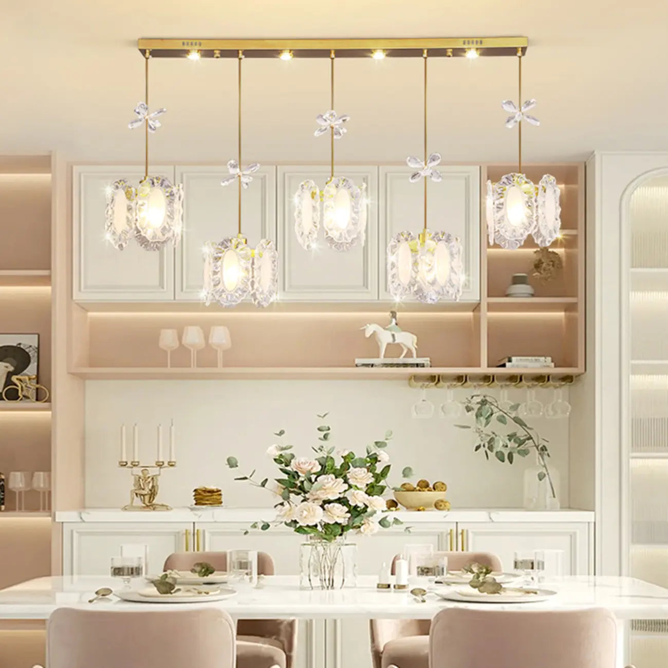 Suspension moderne en acier doré, verre et cristal pour cuisine