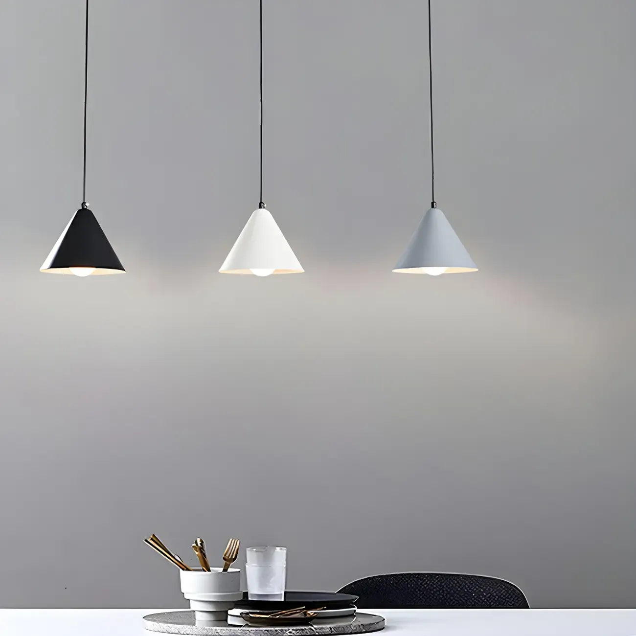 Lampada a sospensione da isola a 3 luci moderna multi-colore a cono per cucina